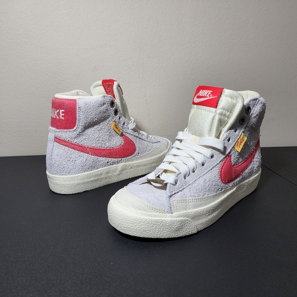 Nike Blazer Mid '77(GS) Premium Shoes Sail Coconut DO7226-100 Youth Size 4Y - Picture 3 of 11